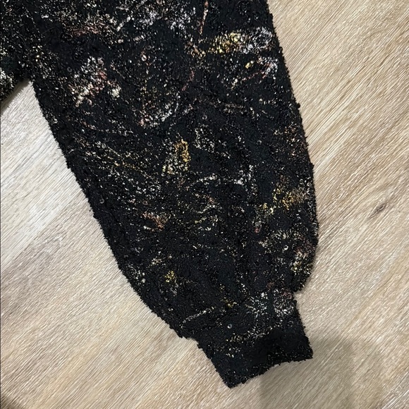 BURU Black and Gold Crew Neck Sweater with Abstract Pattern - Picture 5 of 14